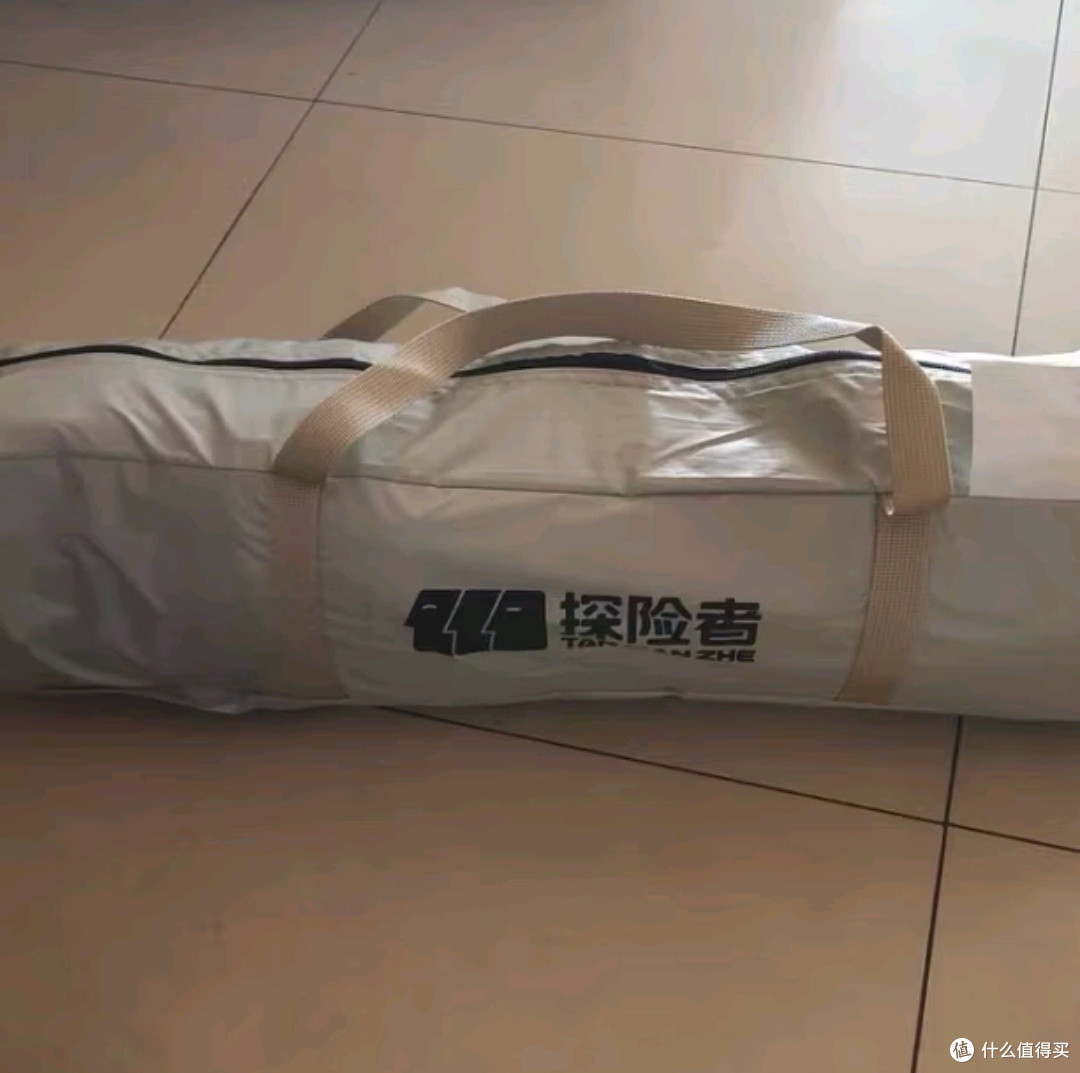 清明节露营选探路者全自动速开帐篷,轻松露营。