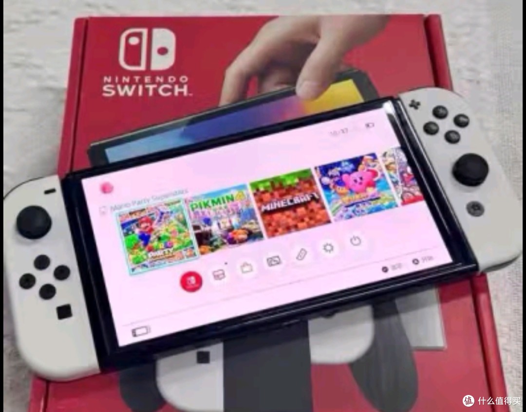 Nintendo Switch任天堂 游戏机 Switch NS港版OLED版配白色