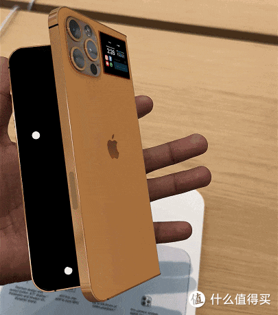 新 iPhone 曝光,折叠屏仅售 14000 元?