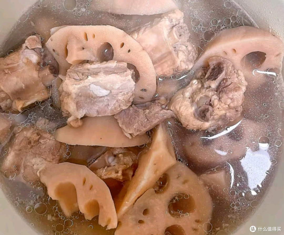 🍲【3斤「藕断丝连」:洪湖脆藕解锁清明养生的黄金密码】