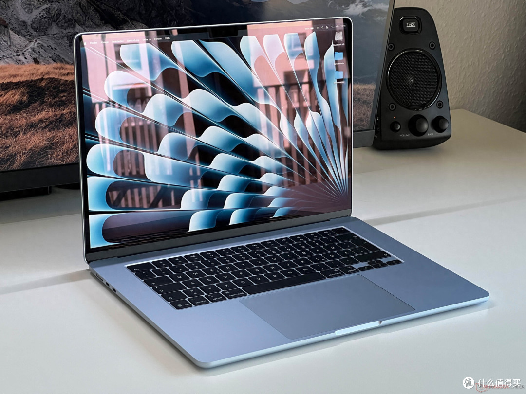遥遥领先的无风扇静音:Apple MacBook Air 15 M4 评测