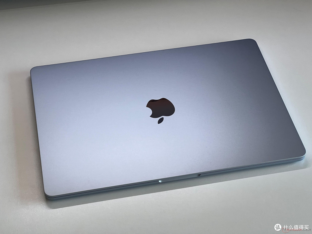 遥遥领先的无风扇静音:Apple MacBook Air 15 M4 评测