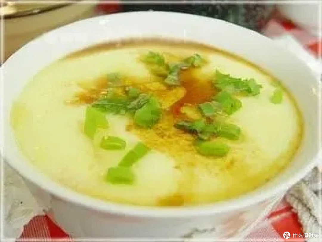 芙蓉蛋：味蕾上的轻盈之舞