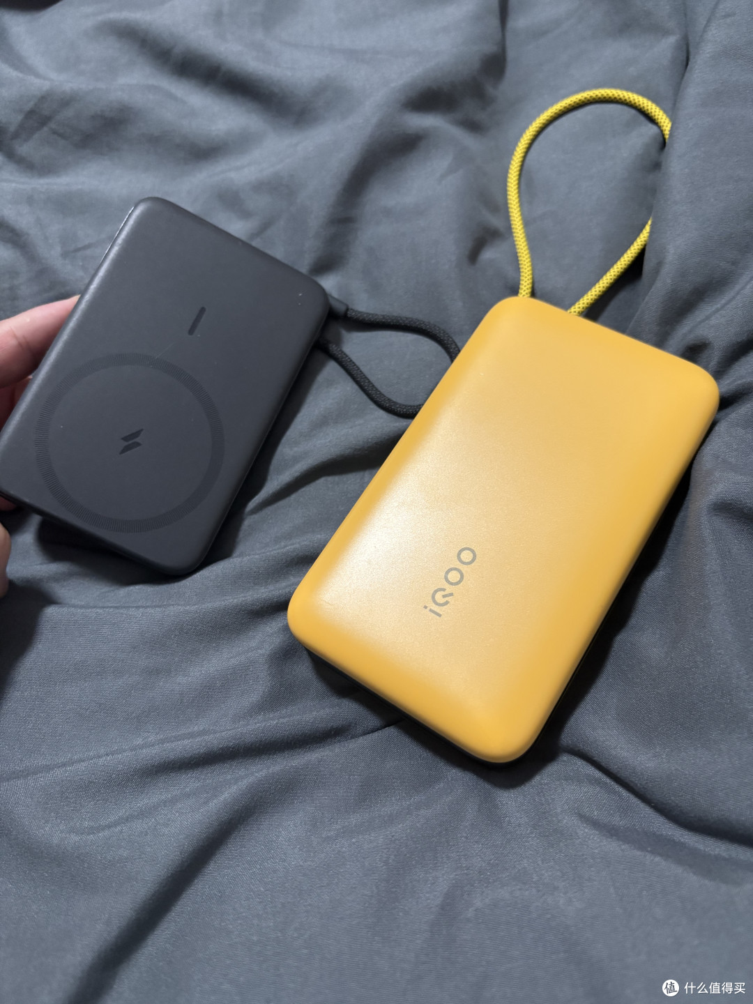vivo iQOO 22.5W自带线充电宝测评:工薪族的出差与周末实用之选
