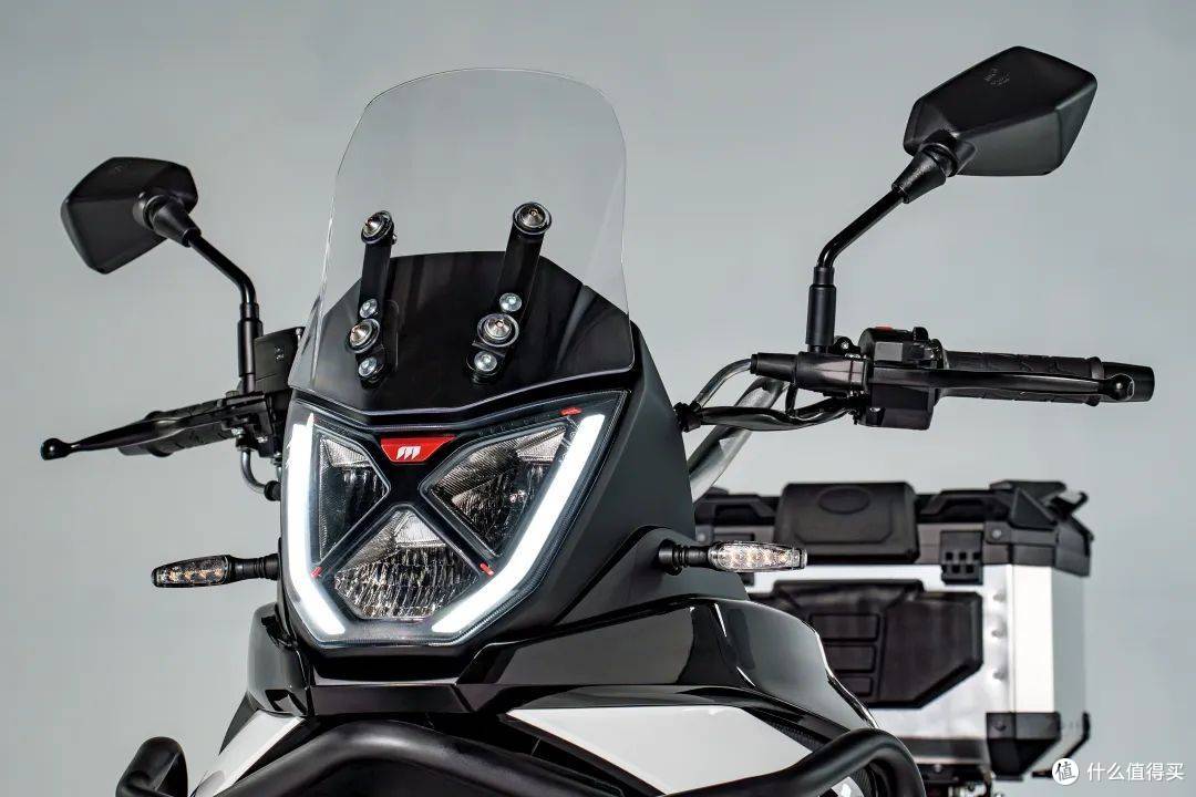 赛科龙RX250入门级ADV国产摩托车