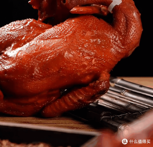 中国名鸡排行,十款烧鸡最下酒最好吃,看看有没有你的家乡特产?