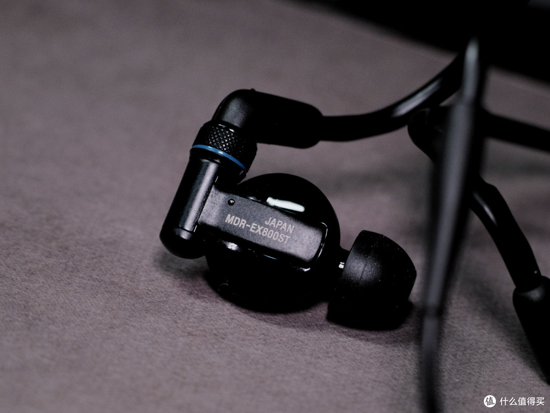 索尼 MDR-EX800ST 动圈入耳式耳机 - TDS 无心快语