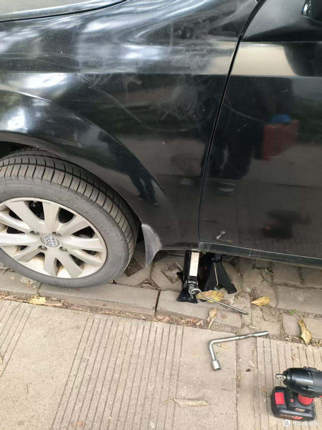 开始认真保养一辆老车2011款别克凯越篇四换控制臂