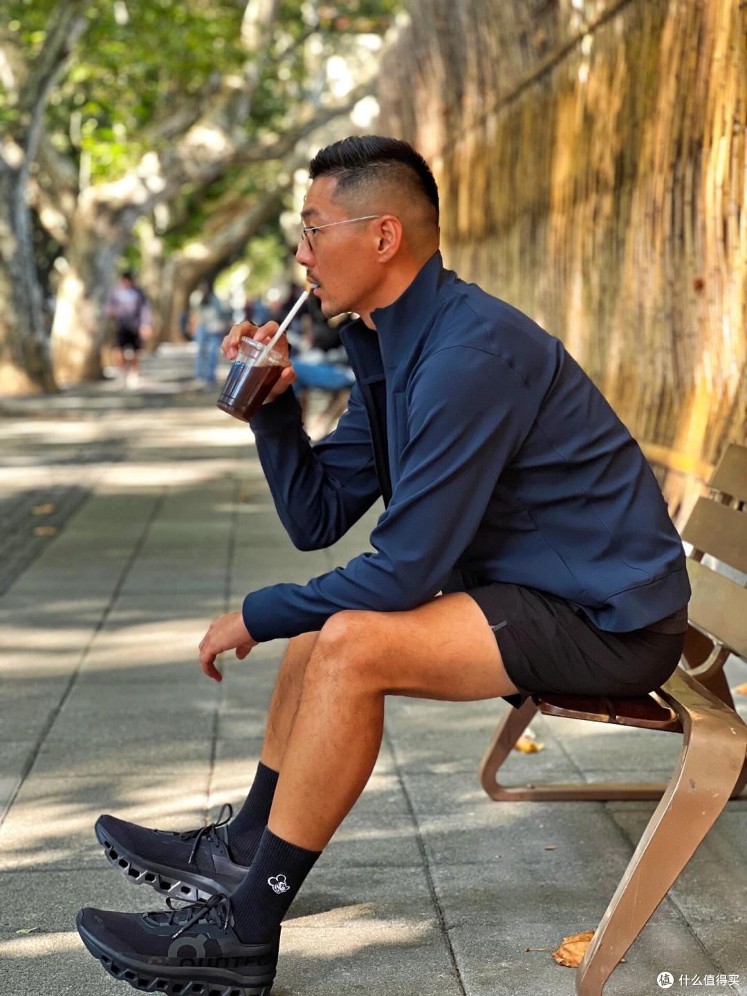 被中年男人“低估”的6个中产品牌,不输阿迪、Nike,性价比高