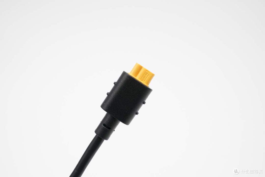 200W高效率三通道充电,LKTOP 200W Air3 三通道智能充电器评测