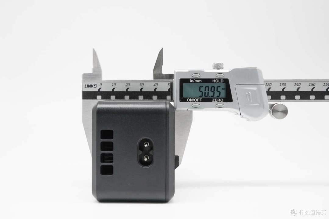 200W高效率三通道充电,LKTOP 200W Air3 三通道智能充电器评测