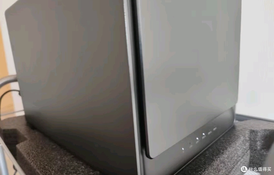 绿联私有云DXP4800 8G版四盘位NAS网络存储个人云硬盘家庭服务器