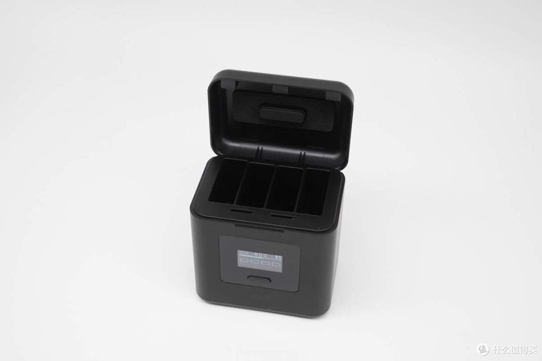 户外创作者的优选之一,iSDT ActionGo 运动相机移动充电管家评测