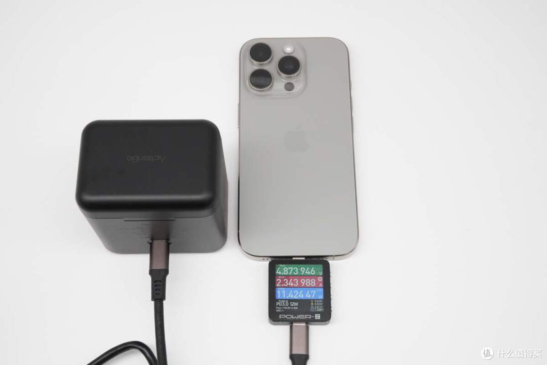 户外创作者的优选之一,iSDT ActionGo 运动相机移动充电管家评测