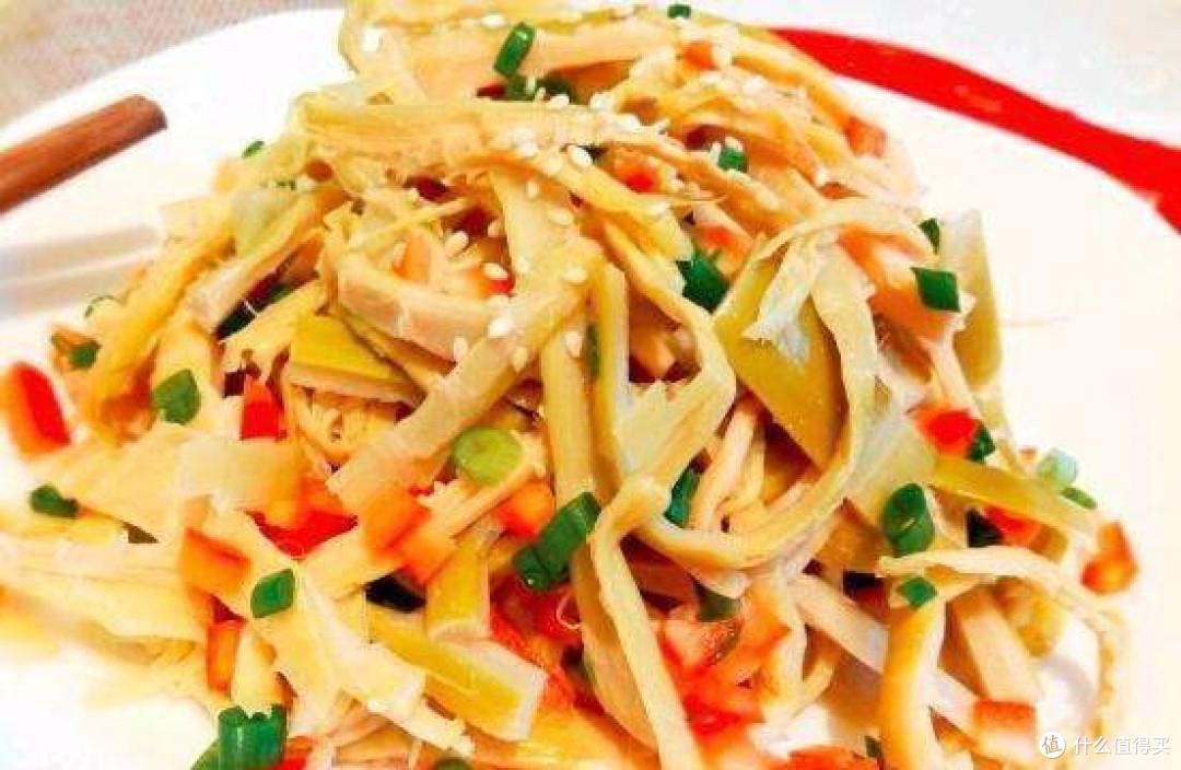 春笋正当季:解锁清明节气的竹笋美食密码