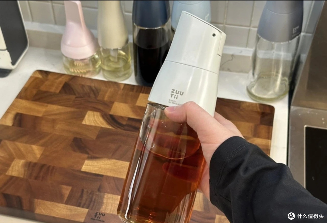 Zuutii重力油壶靠脸吃饭的实力派