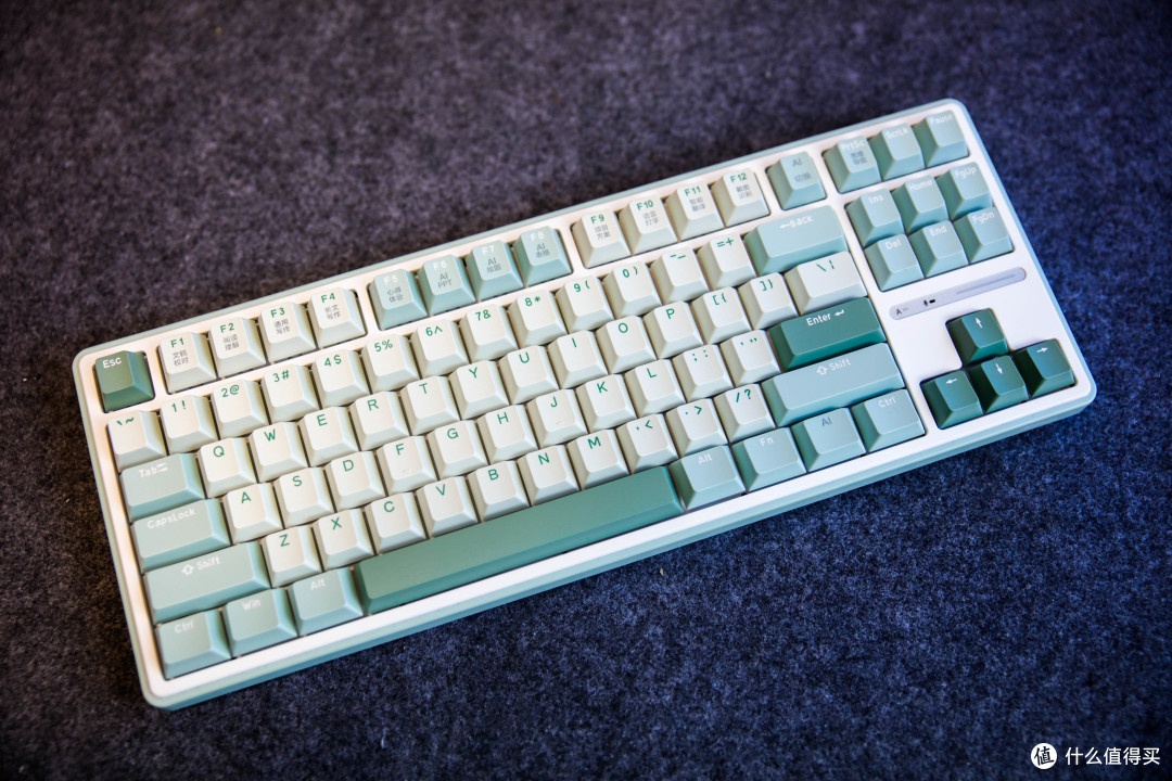 效率提高N倍,职场摸鱼你只需要RK R87PRO AI四模键盘