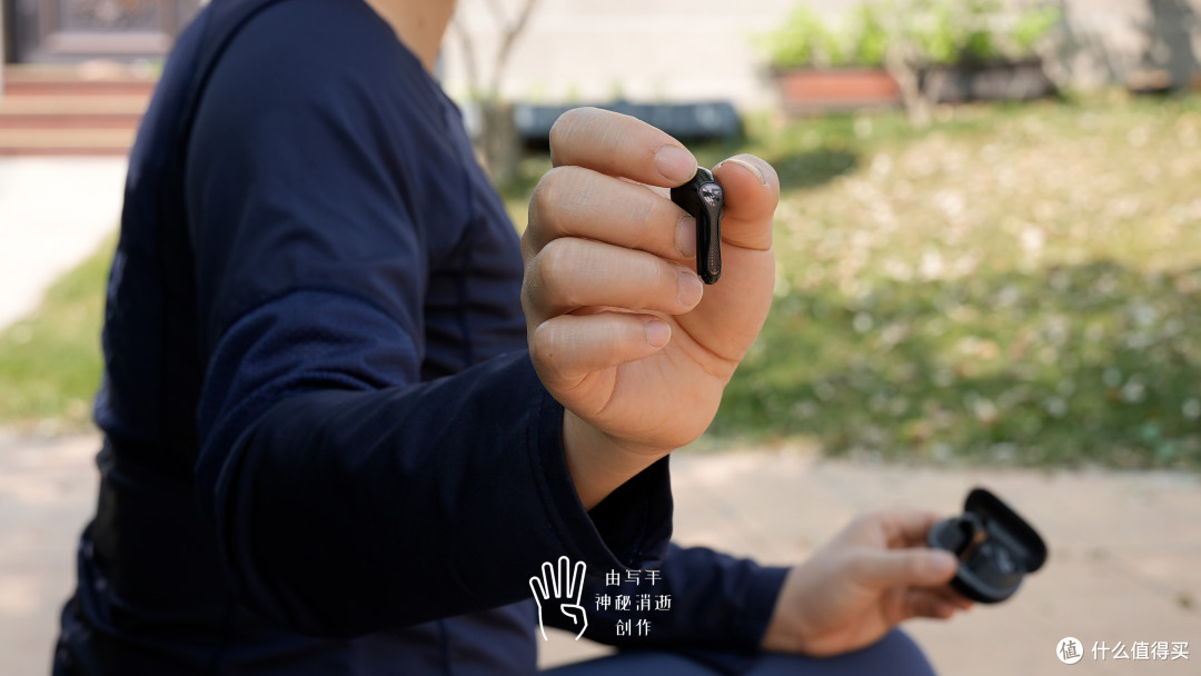 AI深度降噪，倾听双金标认证的泥炭Air5 Pro入耳式蓝牙耳机澎湃原音
