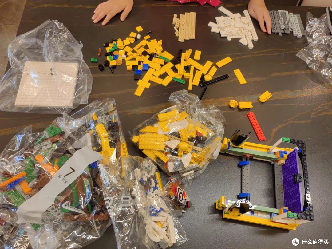 打开LEGO乐高超级马里奥问号盒,解锁童年惊喜
