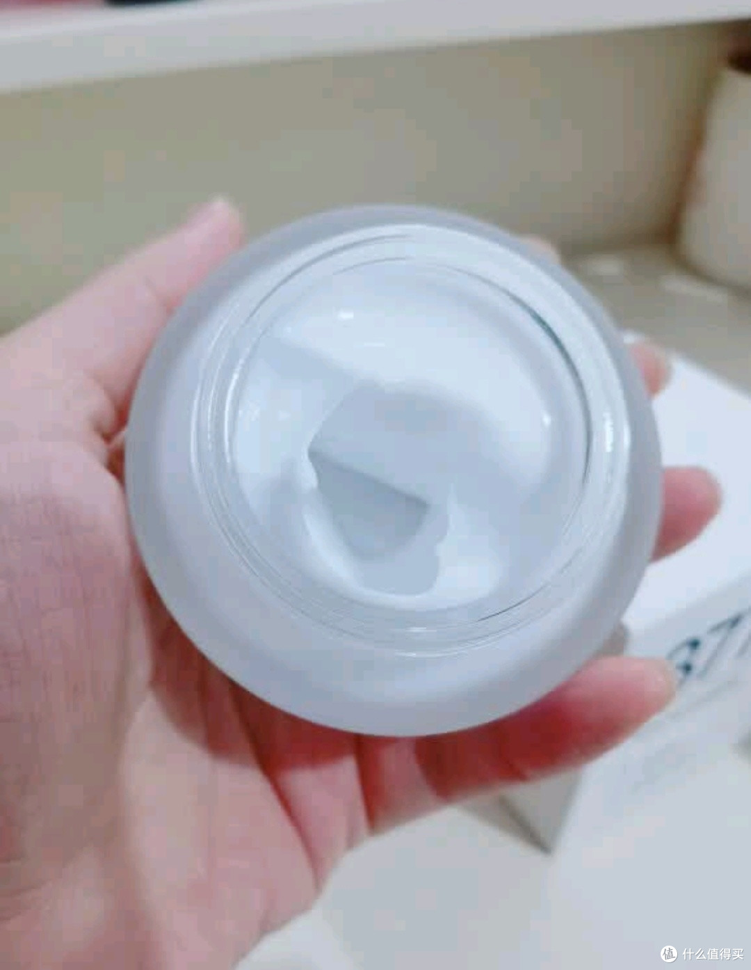 国货选维特丝377面霜,养出焕亮美肌。