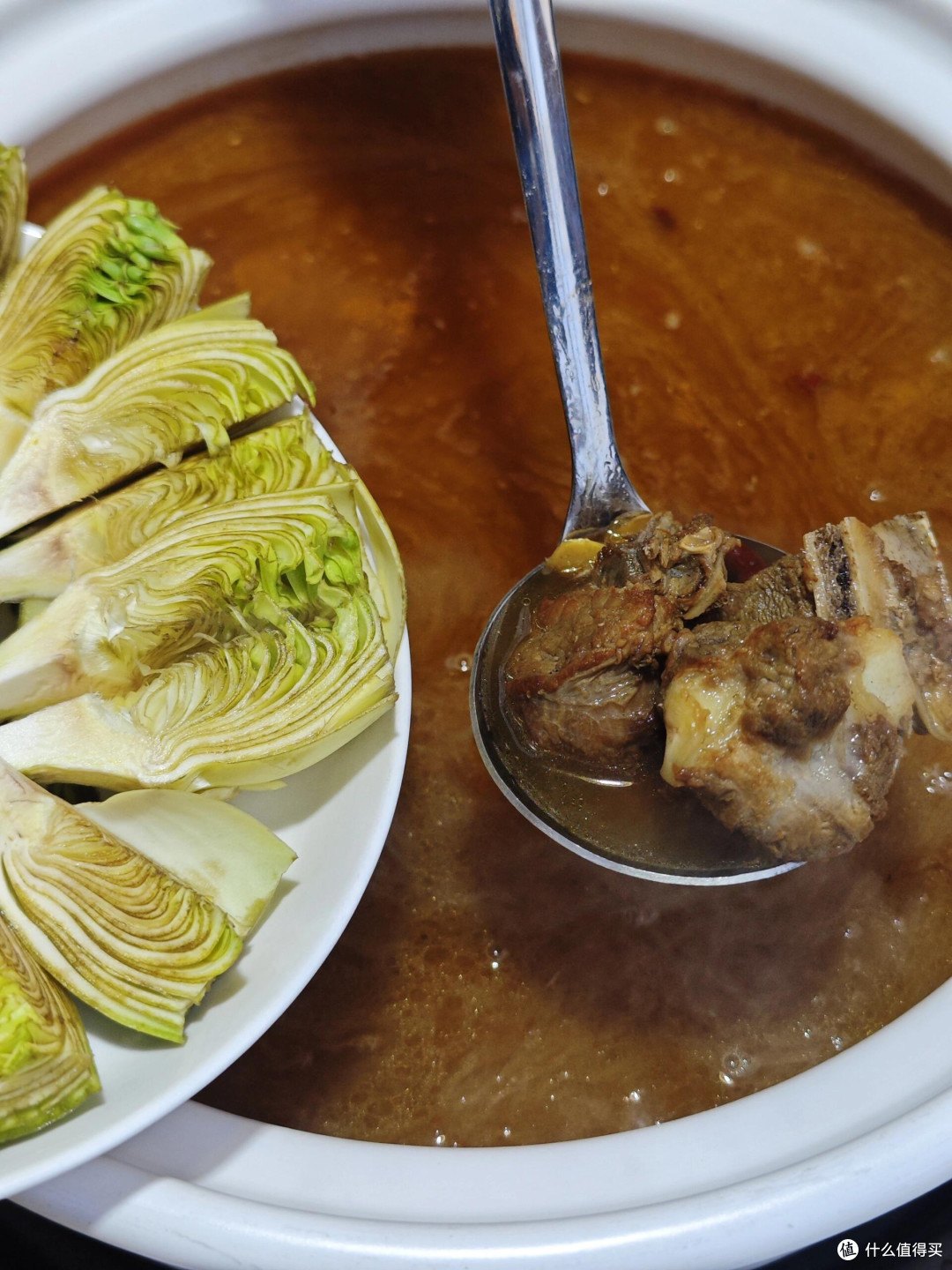 素有“蔬菜之皇”的洋蓟排骨火锅也是吃上了