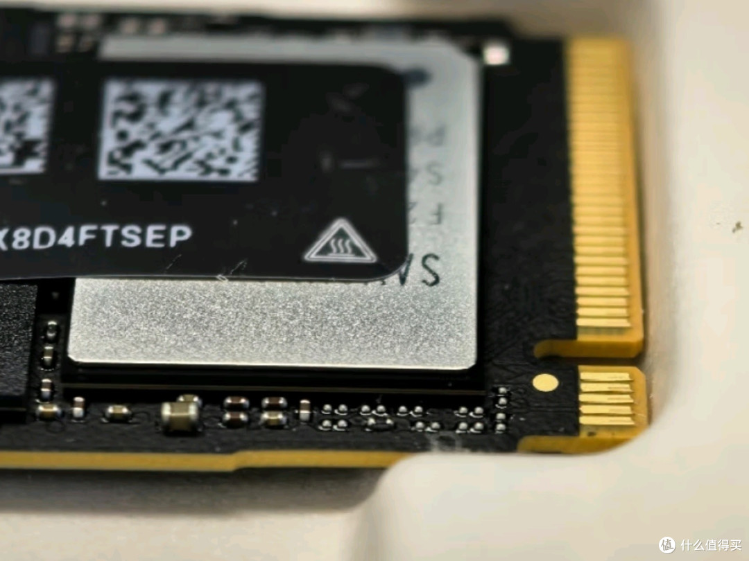 三星9100 PRO 固态硬盘:极速新篇章,AI智能赋能电脑配件