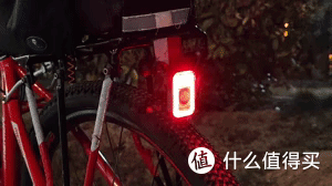 迈极炫SEEMEE100AD雷达侦测尾灯—夜骑安全装备再升级