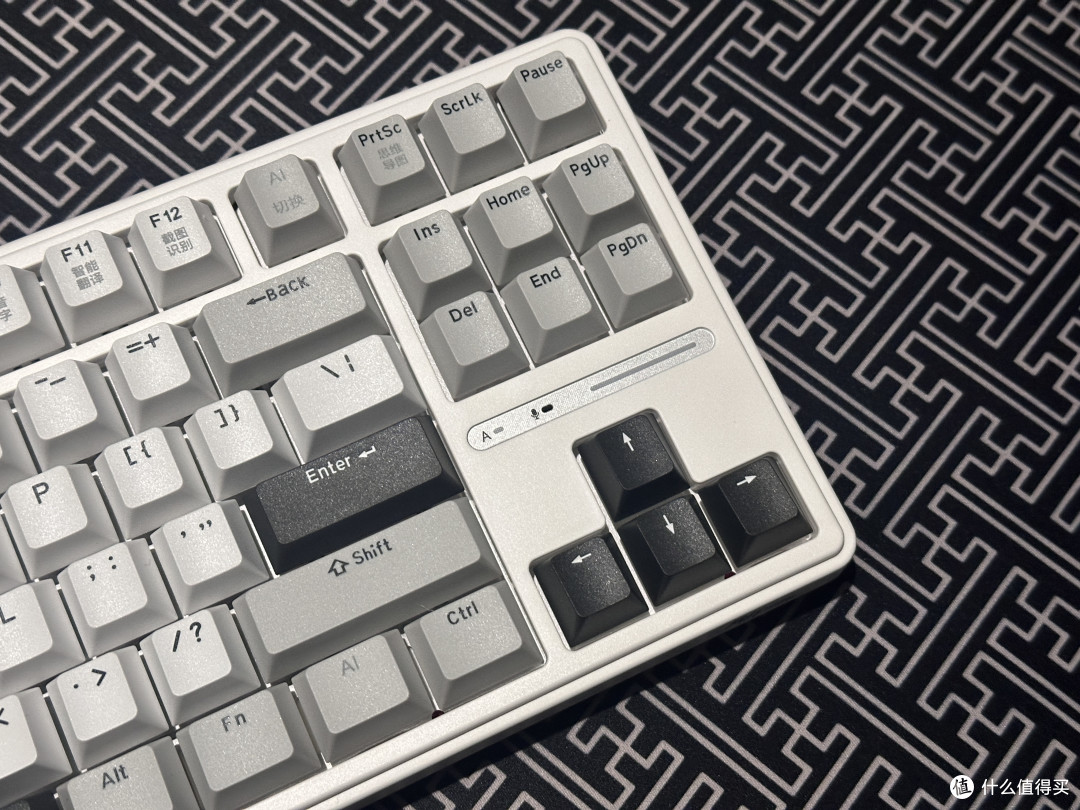 迎接AI时代?三模键盘？不，是四模AI键盘！——RK R87pro AI