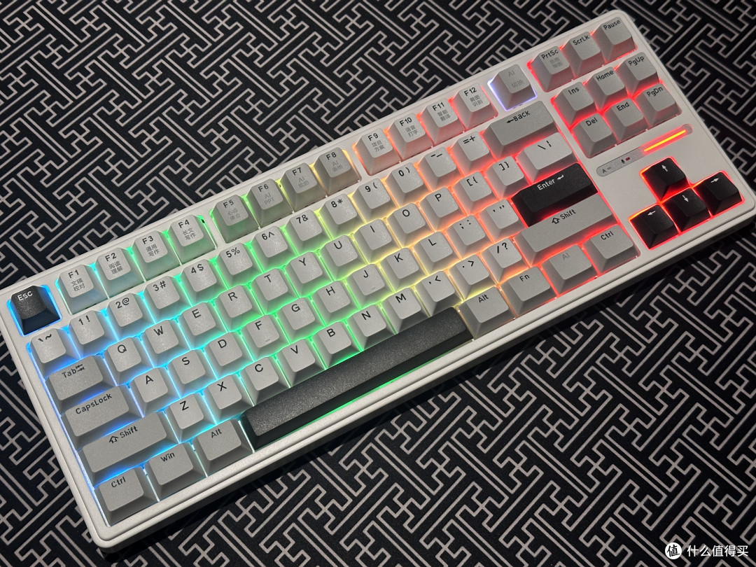 迎接AI时代?三模键盘？不，是四模AI键盘！——RK R87pro AI