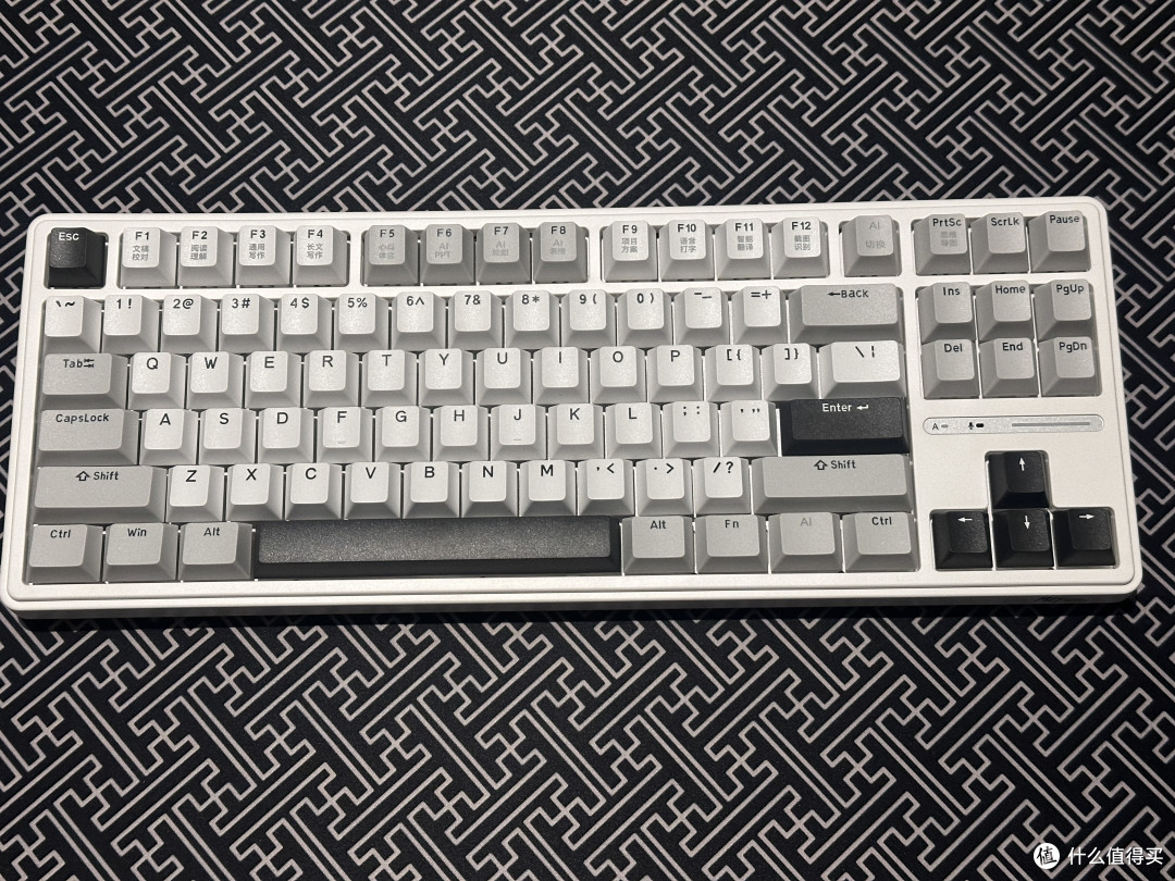 迎接AI时代?三模键盘？不，是四模AI键盘！——RK R87pro AI