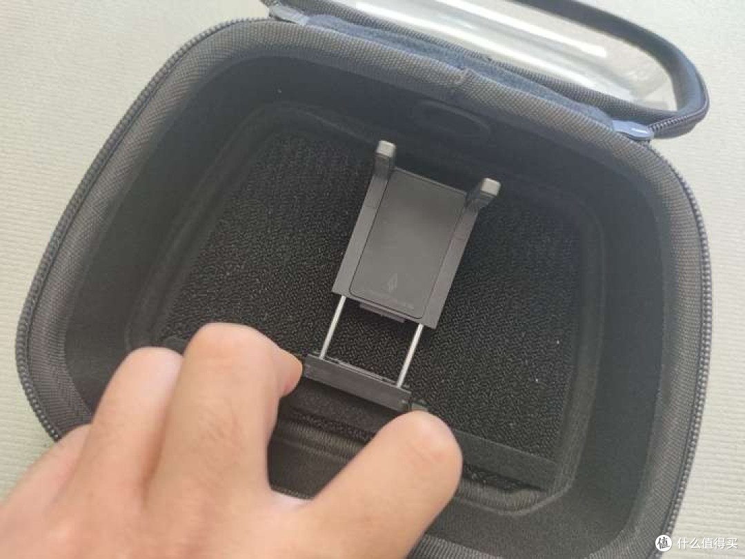 为游戏玩家量身定制，全方位保护你的手柄，VANTAGE手柄包