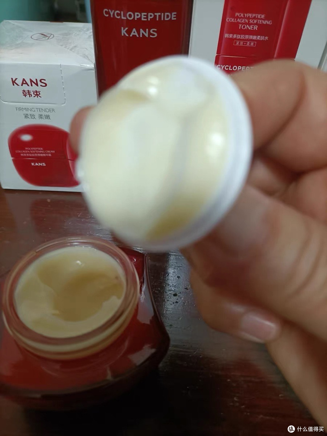 韩束红蛮腰水乳套装，让你肌肤水润透亮！