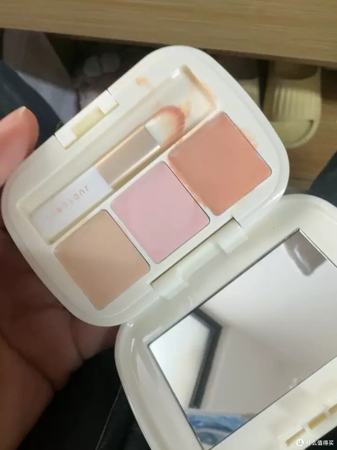 国产好货化妆品牌控油保湿,橘朵遮瑕盘效果如何