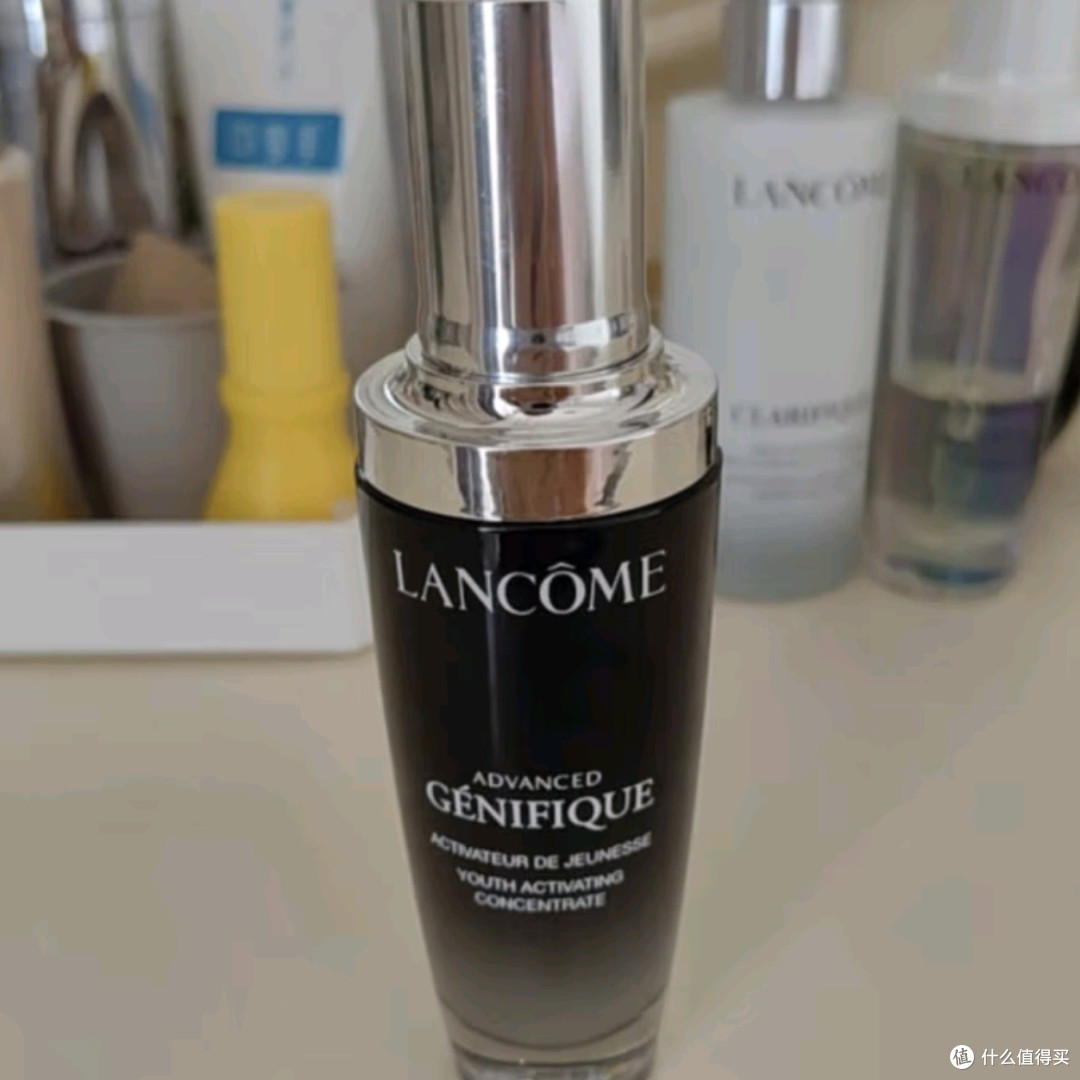 兰蔻超修小黑瓶精华50ml:抗老弹润,年轻之选,献给挚爱的她