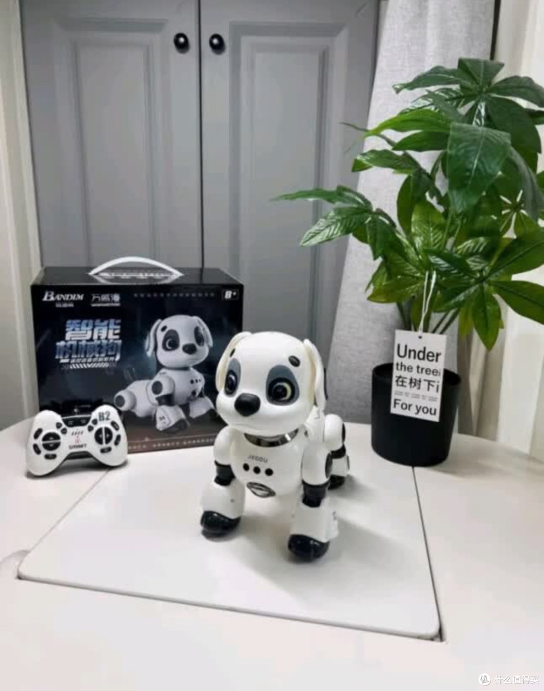 AI赋能奥智嘉机器狗,萌趣早教一步到位