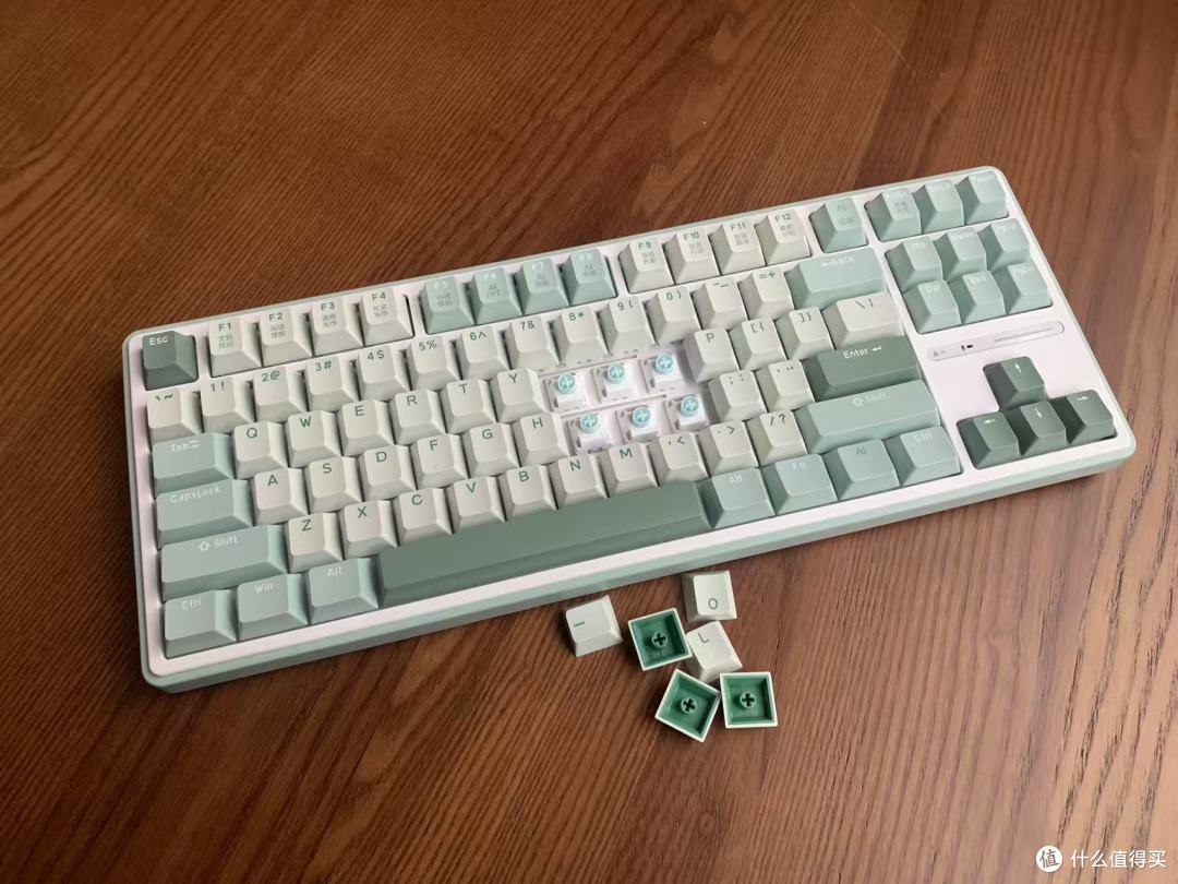 DeepSeek与键盘的碰撞!AI机械键盘RK R87 Pro AI测评
