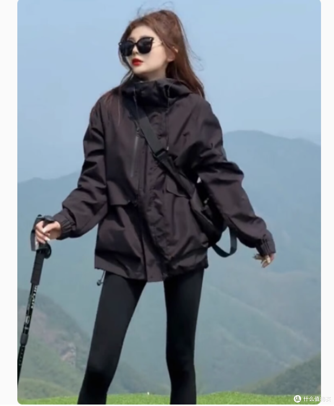 酷飒出行，解锁黑色魅力 —— 古影文女款冲锋衣