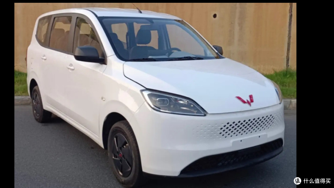 全世界第一款几万块的增程车!增程后驱 MPV 五菱宏光增程版上市