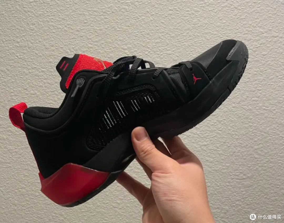 AJ 37 Low | 实战与潮流的完美融合