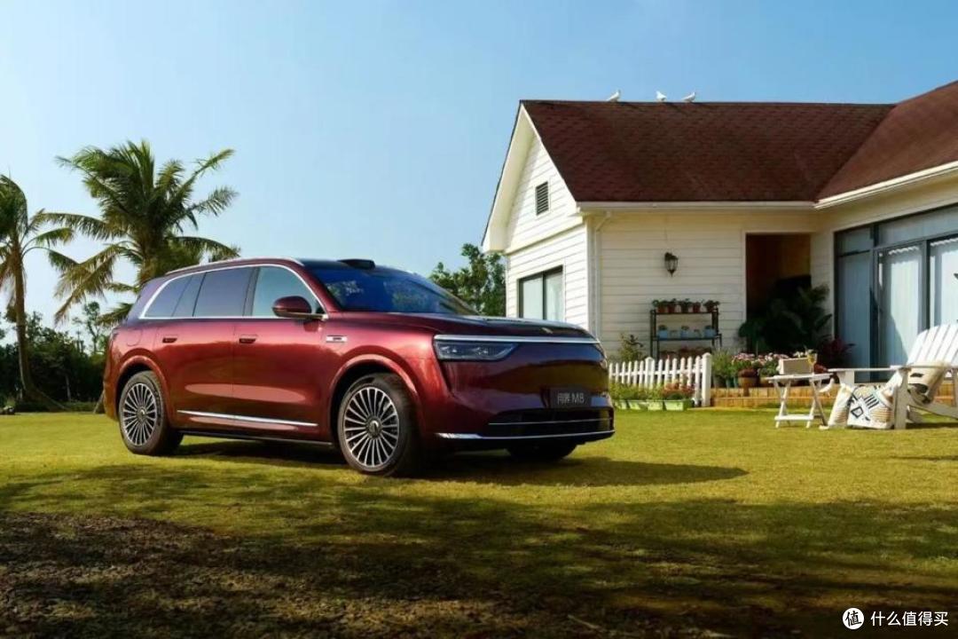 余承东:高端消费者都在等我们的问界M8,未上市先卖爆