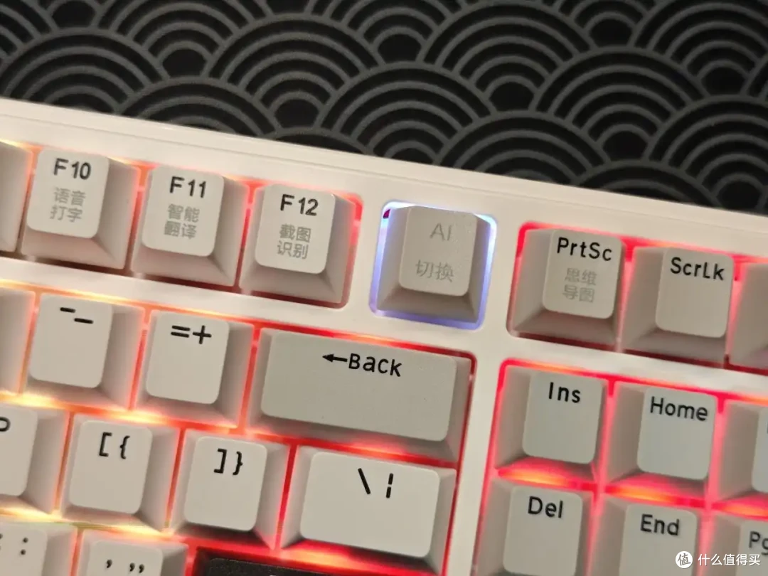 第一款AI四模键盘!不仅能打游戏,还真能帮忙办公!-RK R89PROAI