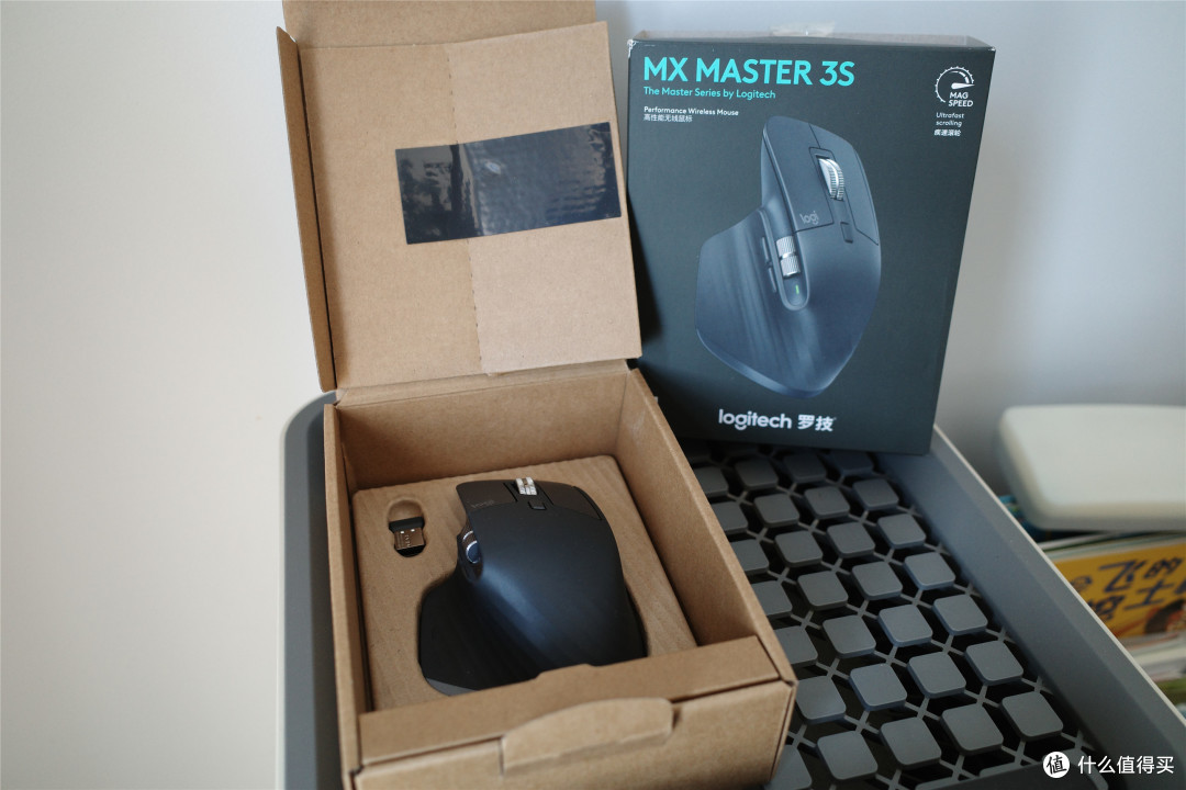 上班还是得专业的办公鼠标,罗技MX MASTER3S 开箱