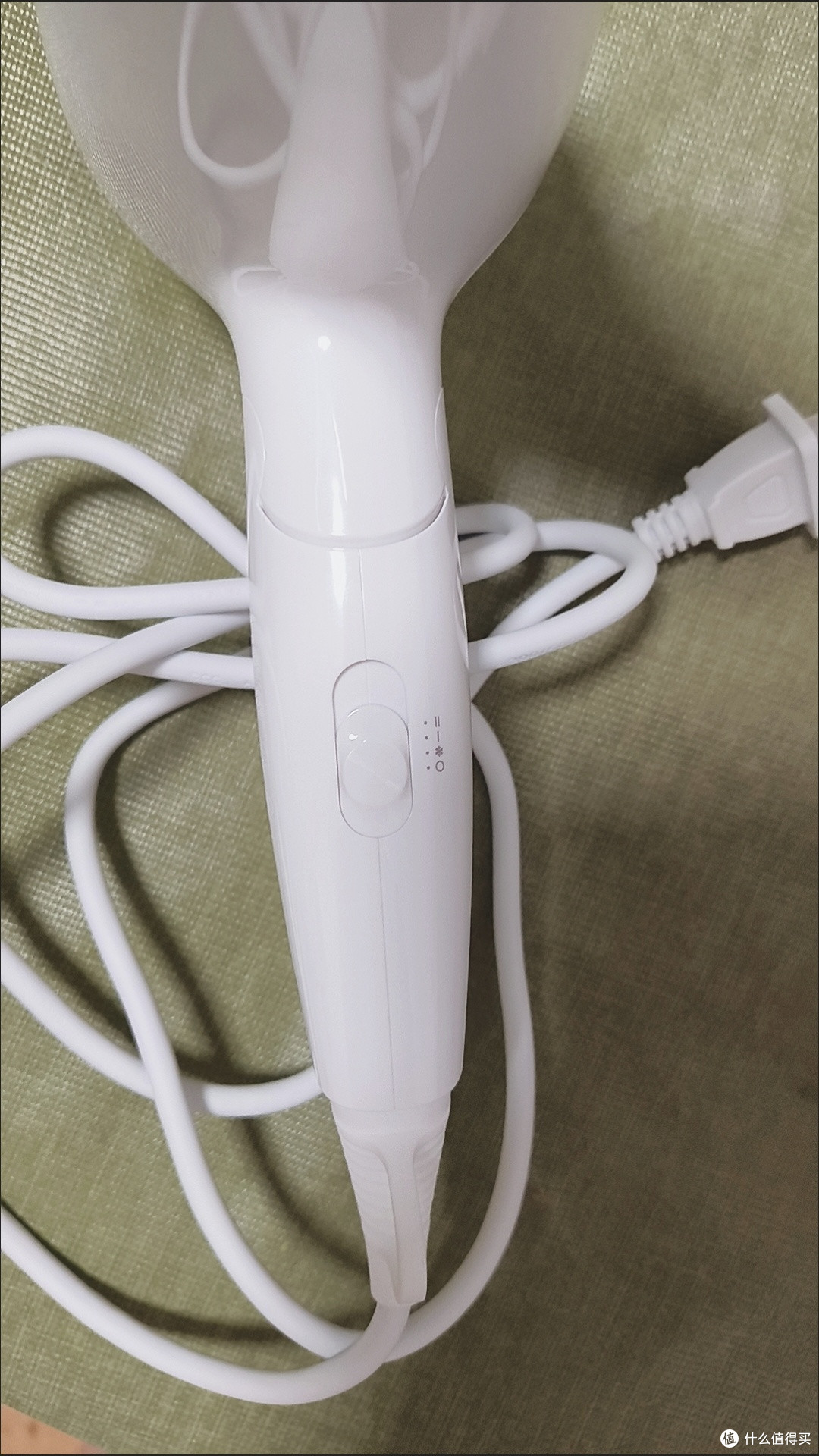 聊一聊我在闲鱼买到的翻车小物件，飞科吹风机