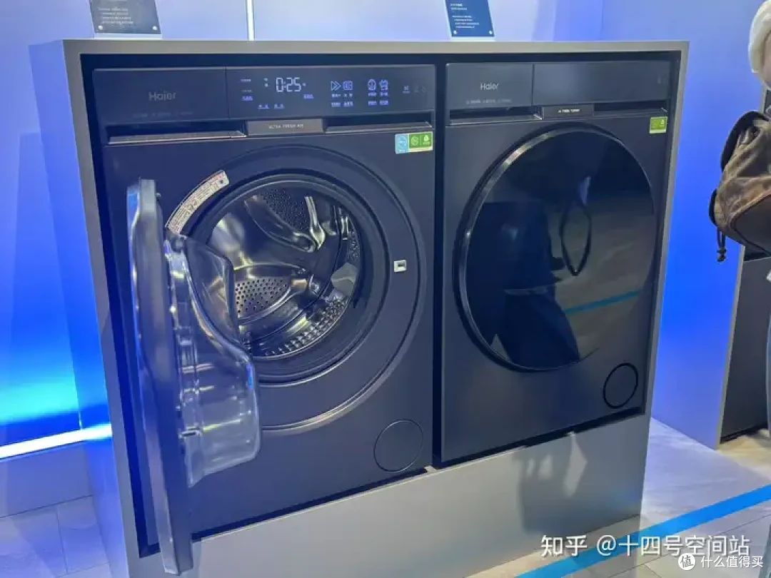 2025 AWE:海尔X11洗烘套装,重新定义高端洗护,618爆款预定!