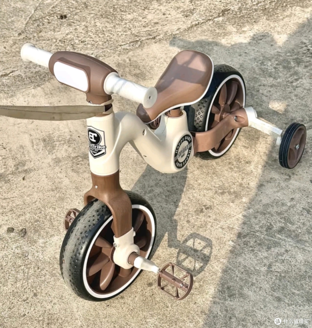 倍贝乐三轮平衡车:稳当安全的选择