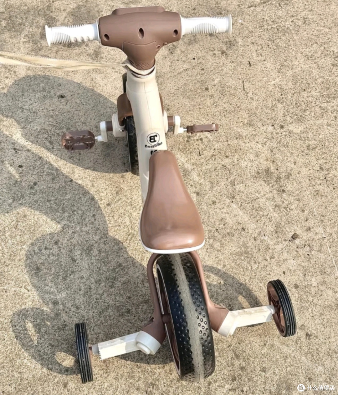 倍贝乐三轮平衡车:稳当安全的选择