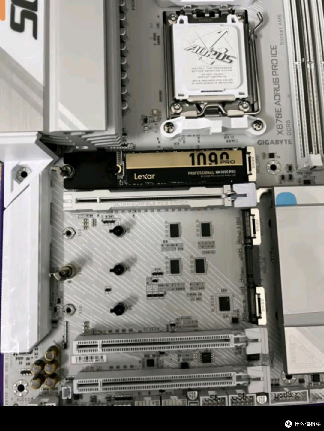 雷克沙（Lexar）NM1090 PRO 4TB SSD固态硬盘 M.2接口(NVM