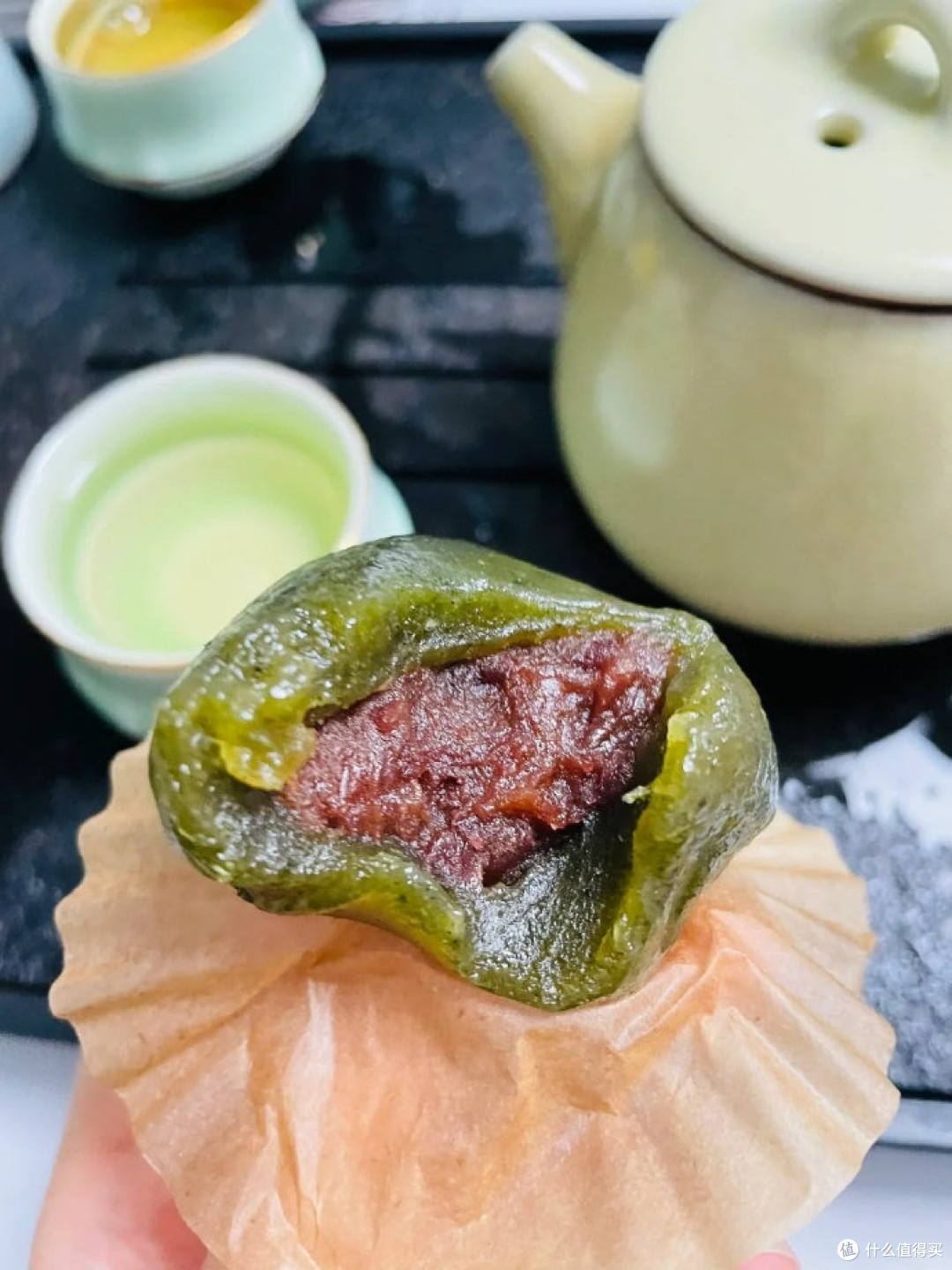 清明至，青团香，一口青团养健康