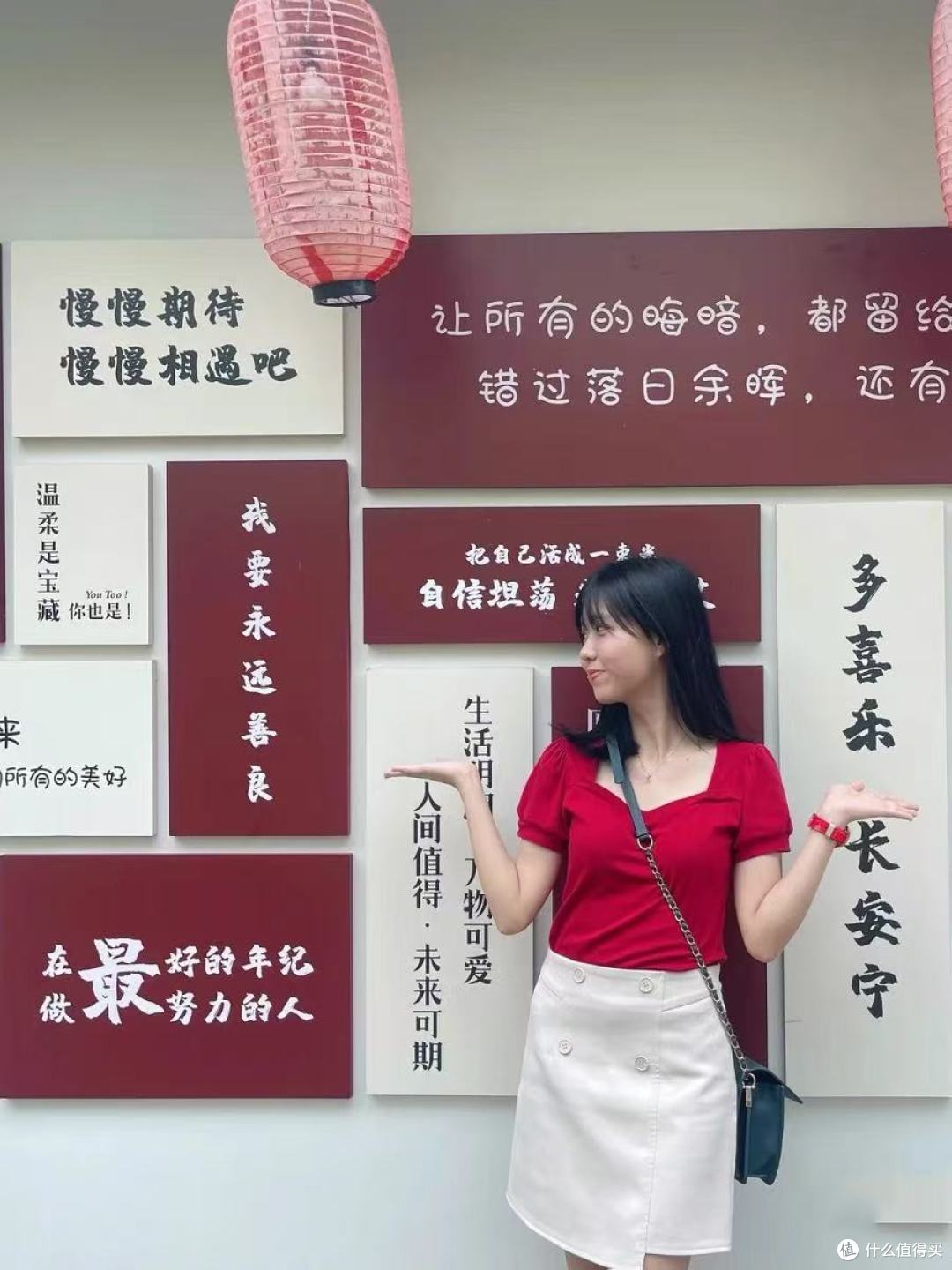 太棒了👏！港风复古女上衣，春夏纯棉泡泡袖 T 恤，气质非凡！