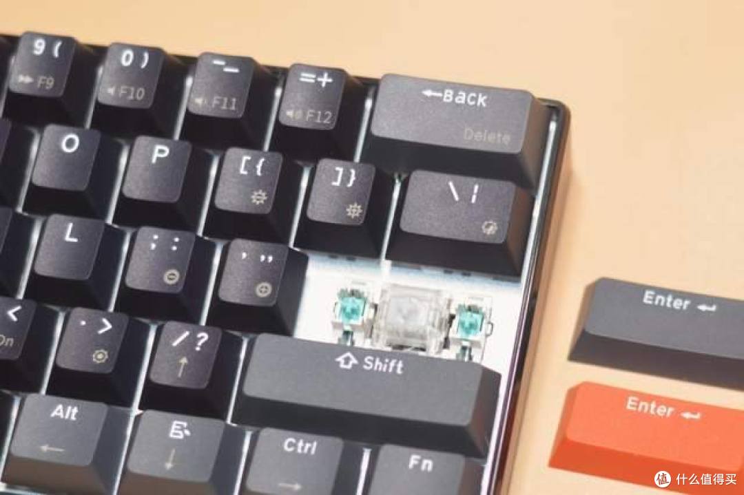 8K回报率,0.01mm高精度,游戏就选RK C60磁轴机械键盘